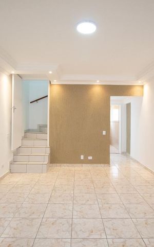 Casa para alugar com 130m², 3 quartos e 1 vaga Casa para alugar com 130m², 3 quartos e 1 vagaSala