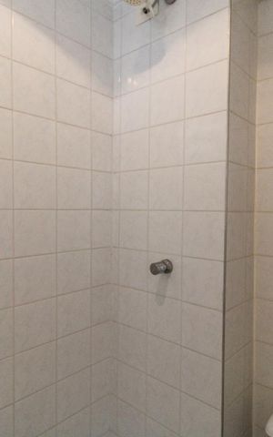 Apartamento à venda com 117m², 3 quartos e 3 vagas Apartamento à venda com 117m², 3 quartos e 3 vagasBanheiro de Serviço