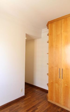 Apartamento à venda com 117m², 3 quartos e 3 vagas Apartamento à venda com 117m², 3 quartos e 3 vagasQuarto 2