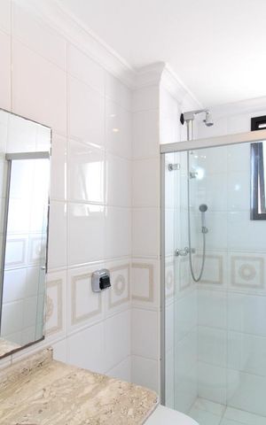 Apartamento à venda com 117m², 3 quartos e 3 vagas Apartamento à venda com 117m², 3 quartos e 3 vagasBanheiro