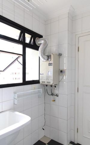 Apartamento à venda com 117m², 3 quartos e 3 vagas Apartamento à venda com 117m², 3 quartos e 3 vagasLavanderia