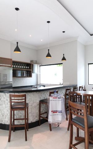 Apartamento à venda com 117m², 3 quartos e 3 vagas Apartamento à venda com 117m², 3 quartos e 3 vagasSalão de Festas