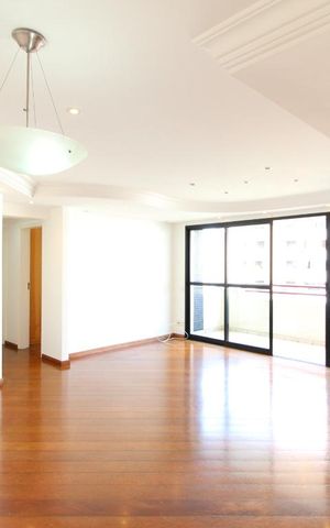 Apartamento à venda com 117m², 3 quartos e 3 vagas Apartamento à venda com 117m², 3 quartos e 3 vagasSala