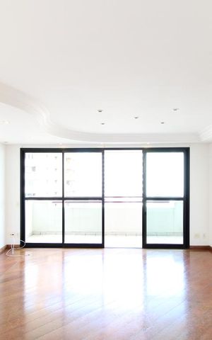 Apartamento à venda com 117m², 3 quartos e 3 vagas Apartamento à venda com 117m², 3 quartos e 3 vagasSala