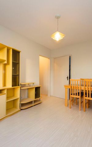 Apartamento à venda com 45m², 1 quarto e 1 vaga Apartamento à venda com 45m², 1 quarto e 1 vagaSala