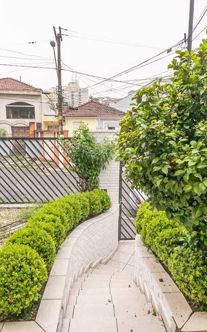 Casa à venda com 250m², 4 quartos e 5 vagasJardim