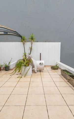 Casa à venda com 250m², 4 quartos e 5 vagasEdícula
