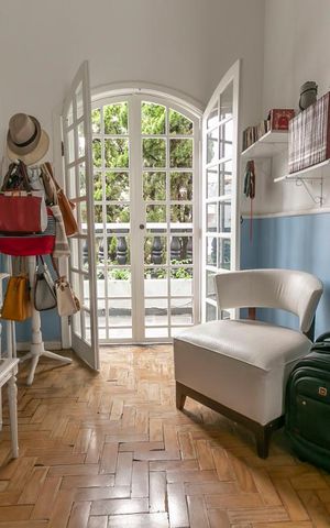 Casa à venda com 250m², 4 quartos e 5 vagasSuíte