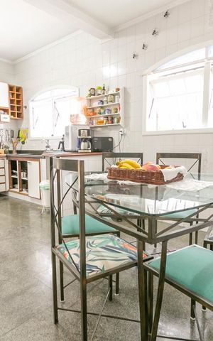 Casa à venda com 250m², 4 quartos e 5 vagasCopa