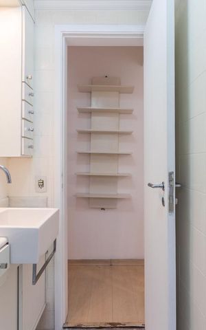Apartamento à venda com 37m², 1 quarto e 1 vaga Apartamento à venda com 37m², 1 quarto e 1 vagaBanheiro