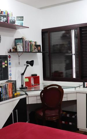 Apartamento à venda com 230m², 3 quartos e 3 vagasDormitório 2