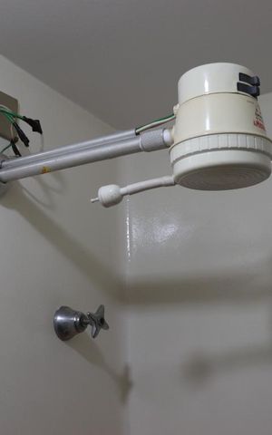 Apartamento à venda com 230m², 3 quartos e 3 vagasBanheiro de Serviço