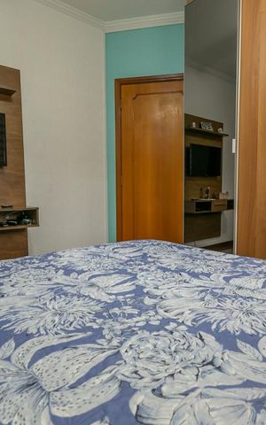Casa à venda com 195m², 3 quartos e 3 vagasSuíte 2