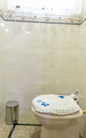 Casa à venda com 195m², 3 quartos e 3 vagasLavabo