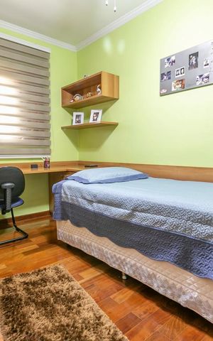 Casa à venda com 195m², 3 quartos e 3 vagasSuíte 3