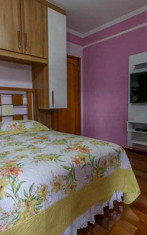 Casa à venda com 195m², 3 quartos e 3 vagasSuíte 1