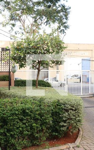 Apartamento à venda com 42m², 2 quartos e sem vagaÁrea comum