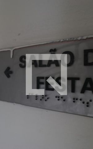 Apartamento à venda com 42m², 2 quartos e sem vagaÁrea comum - Salão de festas