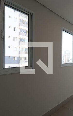 Apartamento à venda com 42m², 2 quartos e sem vagaÁrea comum