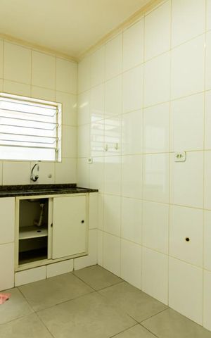 Casa à venda com 70m², 2 quartos e 1 vaga Casa à venda com 70m², 2 quartos e 1 vagaCozinha