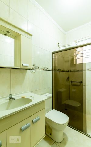 Casa à venda com 70m², 2 quartos e 1 vaga Casa à venda com 70m², 2 quartos e 1 vagaBanheiro