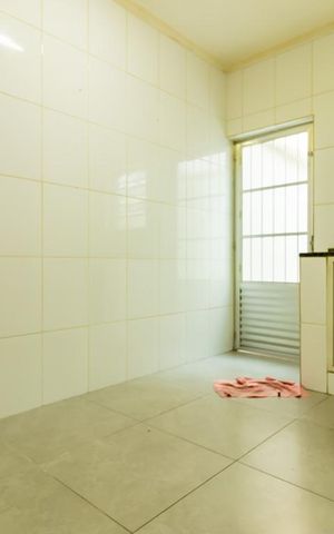 Casa à venda com 70m², 2 quartos e 1 vaga Casa à venda com 70m², 2 quartos e 1 vagaCozinha