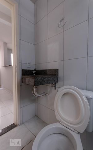 Apartamento para alugar com 50m², 2 quartos e 1 vaga Apartamento para alugar com 50m², 2 quartos e 1 vagaBanheiro
