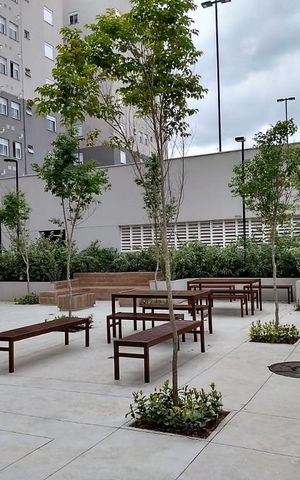 Apartamento para alugar com 48m², 2 quartos e 1 vaga Apartamento para alugar com 48m², 2 quartos e 1 vagaÁrea Externa - Lareira