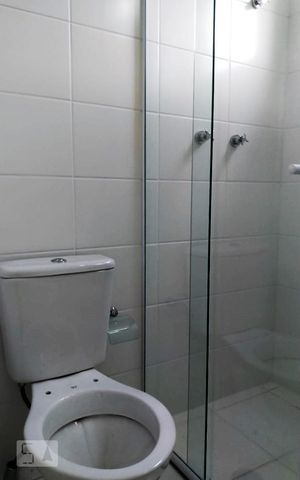 Apartamento para alugar com 48m², 2 quartos e 1 vaga Apartamento para alugar com 48m², 2 quartos e 1 vagaBanheiro