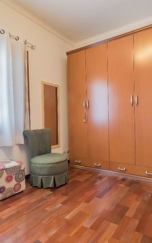 Casa à venda com 200m², 3 quartos e 2 vagas Casa à venda com 200m², 3 quartos e 2 vagasQuarto 2