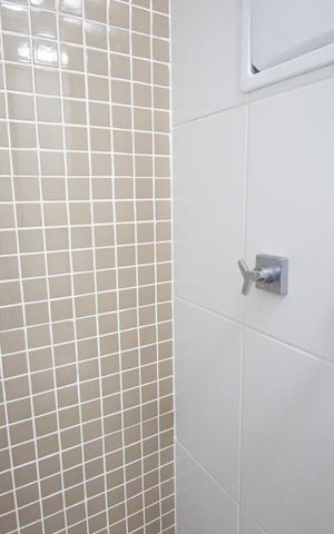 Apartamento à venda com 49m², 1 quarto e 1 vaga Apartamento à venda com 49m², 1 quarto e 1 vagaBanheiro