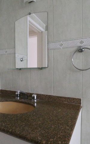 Apartamento à venda com 92m², 2 quartos e 1 vagaBanheiro Social