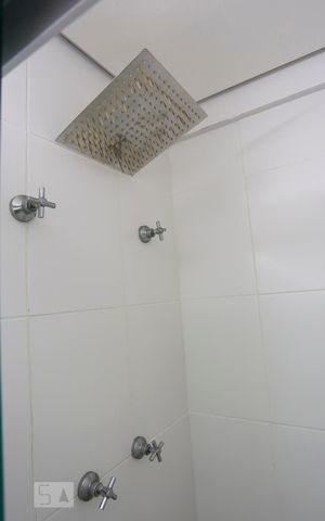 Apartamento à venda com 70m², 1 quarto e 1 vagaBanheiro