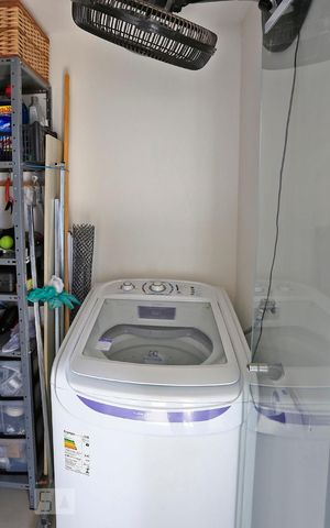 Apartamento à venda com 70m², 1 quarto e 1 vagaÁrea de Serviço