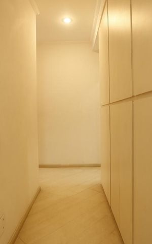 Apartamento à venda com 240m², 3 quartos e 2 vagasCorredor