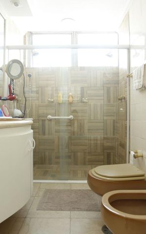 Apartamento à venda com 240m², 3 quartos e 2 vagasBanheiro da Suíte