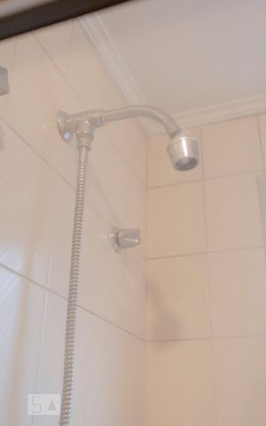 Apartamento à venda com 198m², 3 quartos e 3 vagasChuveiro