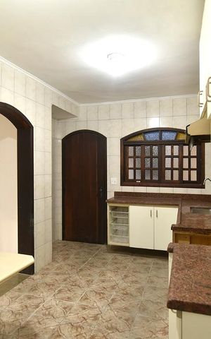 Casa à venda com 200m², 4 quartos e 1 vagaCozinha