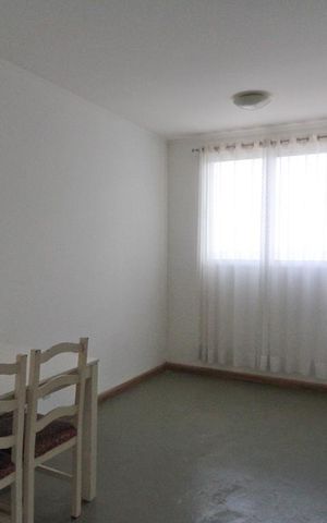 Apartamento à venda com 50m², 2 quartos e sem vaga Apartamento à venda com 50m², 2 quartos e sem vagaSala