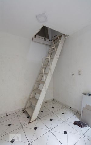 Casa à venda com 180m², 3 quartos e 1 vagaQuarto de Serviço