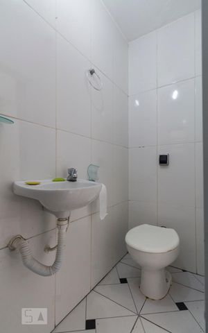 Casa à venda com 180m², 3 quartos e 1 vagaBanheiro de Serviço