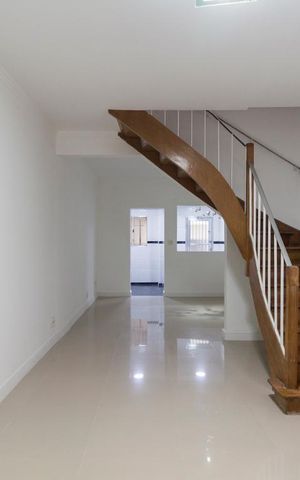Casa à venda com 180m², 3 quartos e 1 vagaSala de Estar