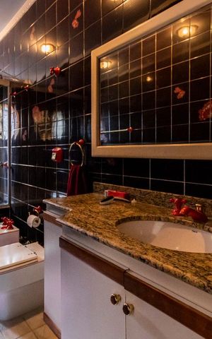 Casa à venda com 337m², 3 quartos e 2 vagas2o. Andar - Banheiro da Suíte 3