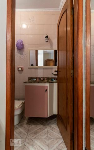 Casa à venda com 337m², 3 quartos e 2 vagas2o. Andar - Banheiro da Suíte 2