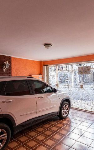 Casa à venda com 337m², 3 quartos e 2 vagasGaragem