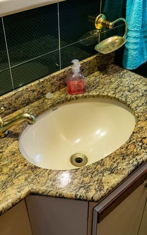 Casa à venda com 337m², 3 quartos e 2 vagas1o. Andar - Lavabo