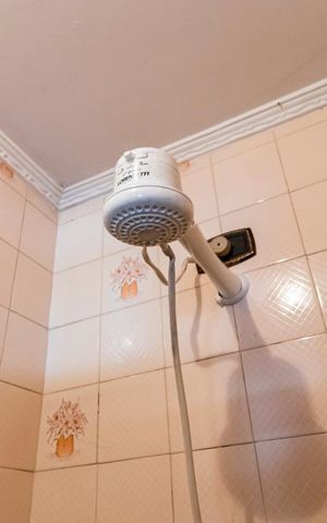 Casa à venda com 337m², 3 quartos e 2 vagas1o. Andar - Banheiro de serviço