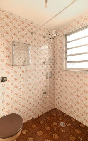 Casa à venda com 76m², 3 quartos e sem vagaBanheiro 2