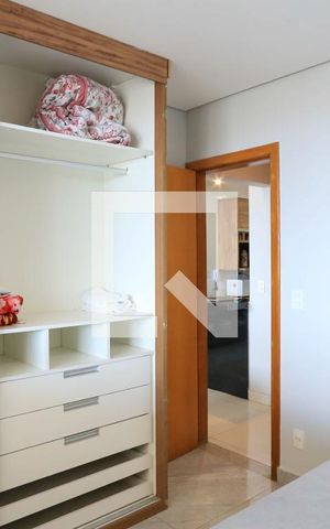 Apartamento à venda com 209m², 2 quartos e 2 vagas Apartamento à venda com 209m², 2 quartos e 2 vagasQuarto