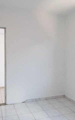 Casa à venda com 250m², 4 quartos e 2 vagasCasa 2 - Sala